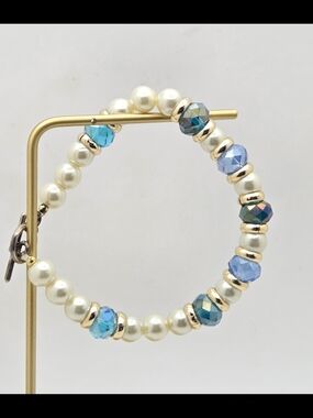 Vintage Coastal Blue Glass & Faux Pearl Beaded Toggle Bracelet